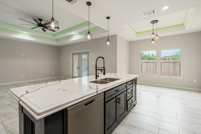 Building Photo - 203 Javier Dr