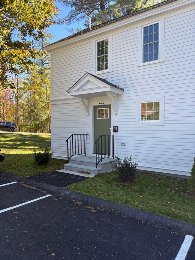 Building Photo - NEW Luxury 2 Bedroom apartments!