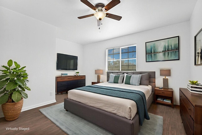 Building Photo - 1427 NW 34th Way