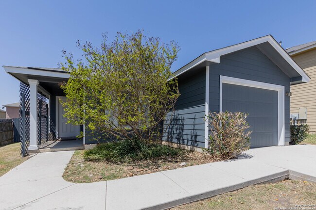 Building Photo - 2319 Salmon Creek