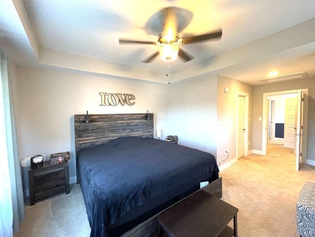 Building Photo - 3046 Fulton St