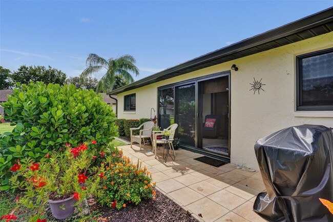 Building Photo - 4840 Greentree Ln