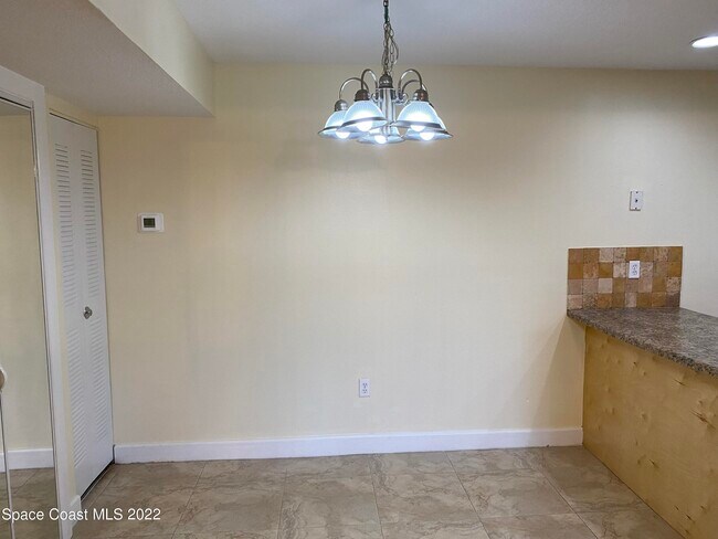 Building Photo - 1790 Rocky Wood Cir