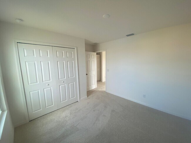 Building Photo - Limited-Time Offer: $500 OFF your second m...