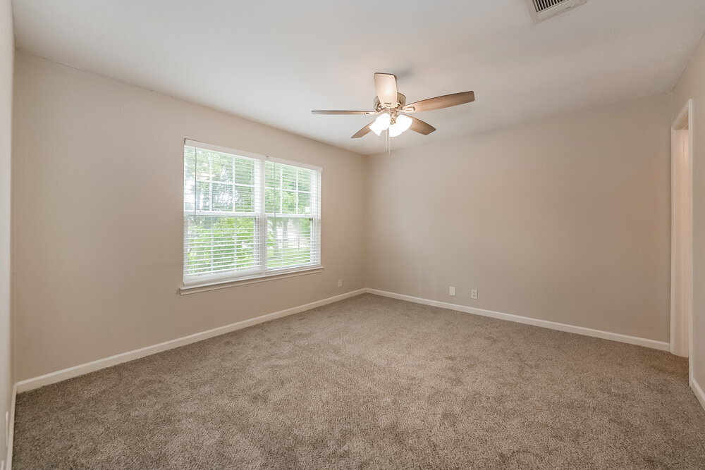 Building Photo - 1413 Chesterbrook Ct