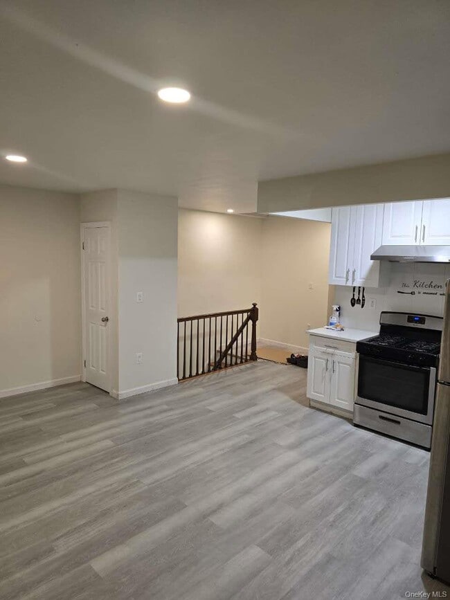 Building Photo - 57-22 Kissena Blvd