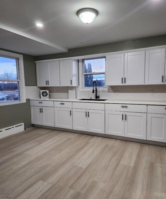 Building Photo - 988 Bieher Alley