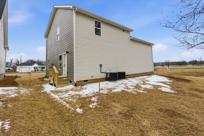 Building Photo - Brand New Home in Old Hickory - Golf Course Views - Pet Friendly