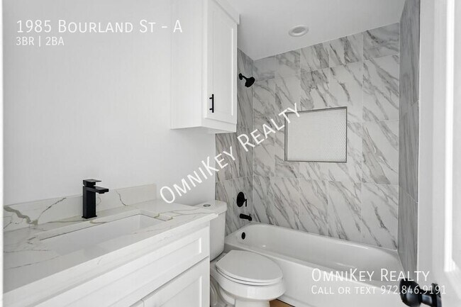 Building Photo - 1985 Bourland St