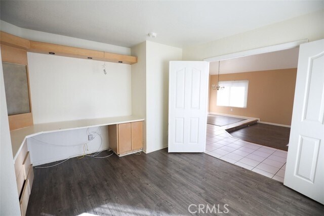 Building Photo - 25406 Blackthorne Dr