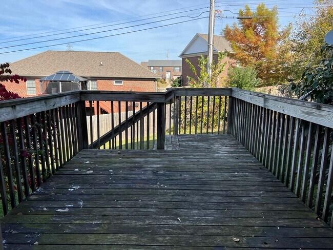 Building Photo - Florence Ct