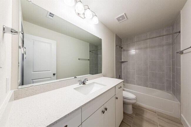 Building Photo - 401 White Steppe Way