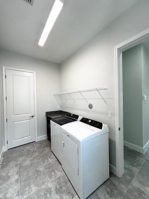 Building Photo - 15192 Wildwood Cir