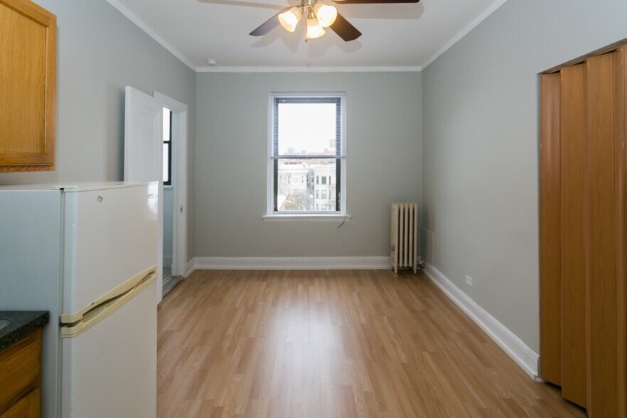 Building Photo - 3810 N Fremont St