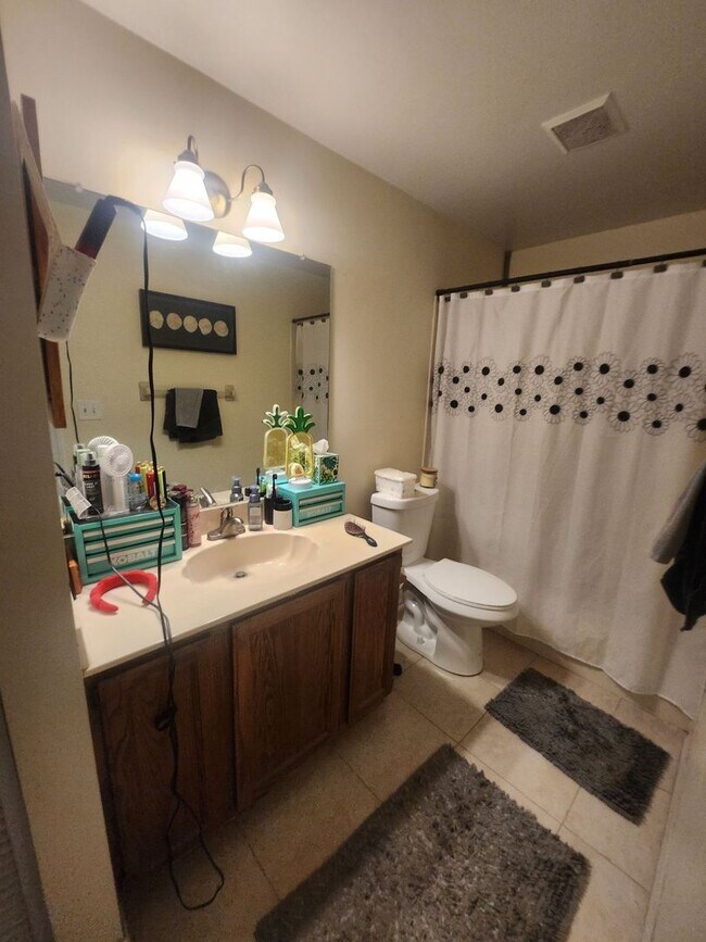 Building Photo - 2824 Coleman Ct