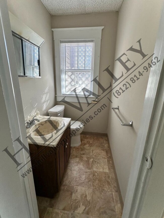 Building Photo - 427 Washington Ave