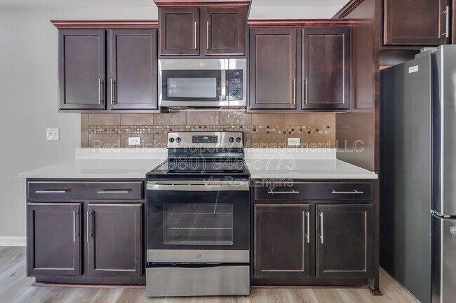 Building Photo - 2751 Bramble Ridge Ct