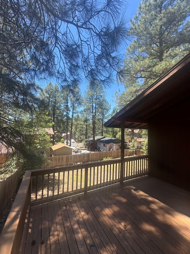 Building Photo - Charming Home in Kachina Village- Ready fo...
