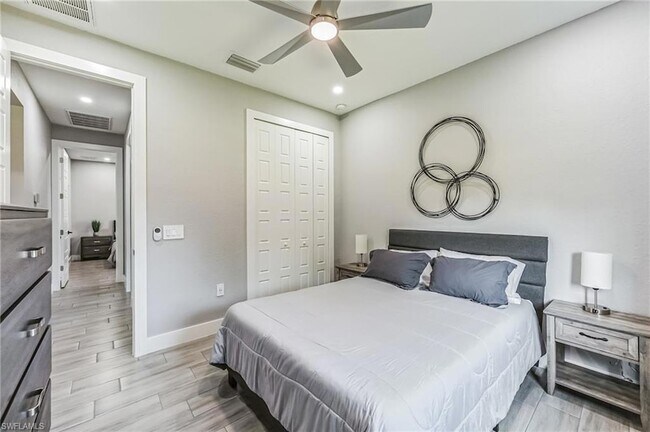 Building Photo - 4618 Catalina Ln
