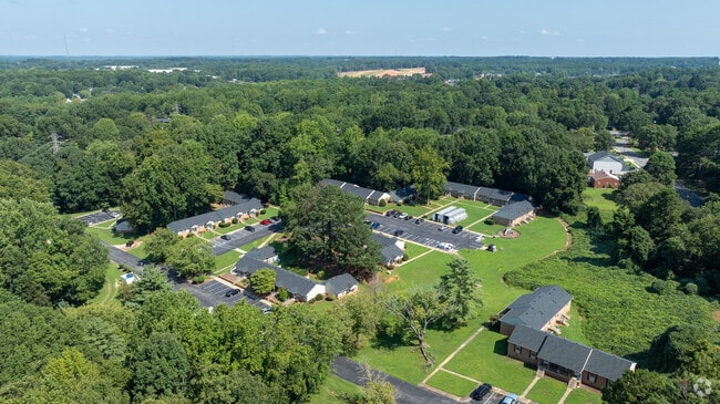 Aerial Photo - Hillside Apartments