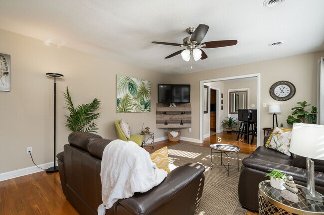 Building Photo - 487 Kentucky Ave