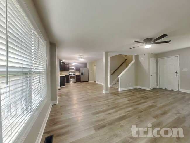 Building Photo - 542 Magnolia Dr