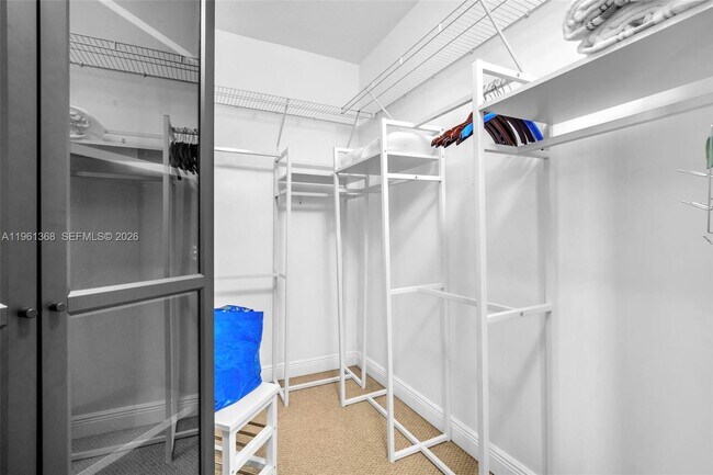 Building Photo - 1900 N Bayshore Dr