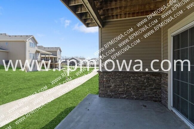 Building Photo - 3915 141st St.