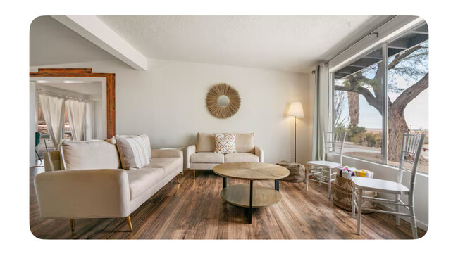 Building Photo - 72949 Siesta Dr