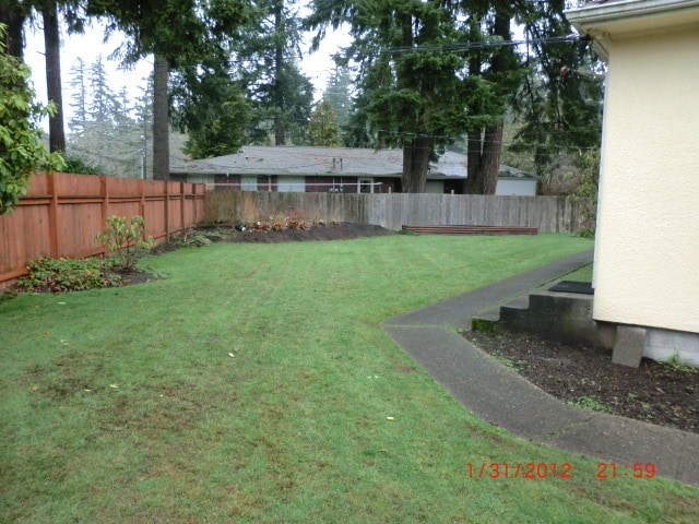 Building Photo - Rent Ready --- Pending approved tenant