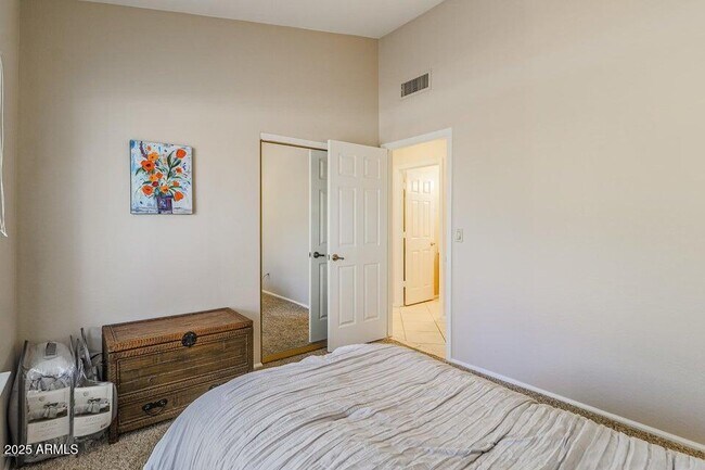 Building Photo - 15629 N 51st St