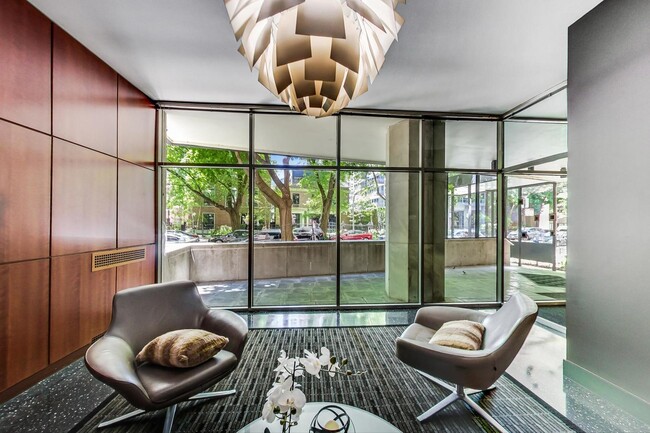 Building Photo - 3100 N Lake Shore Dr