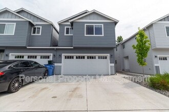 Building Photo - 4803 NE 37th Ct