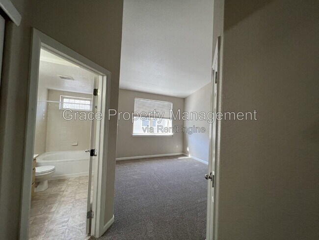 Building Photo - 5800 N Tower Dr