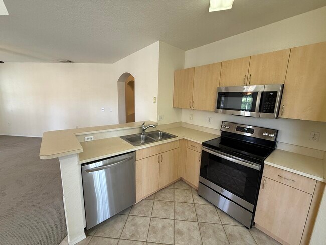 Building Photo - 1106 Belmont Pl