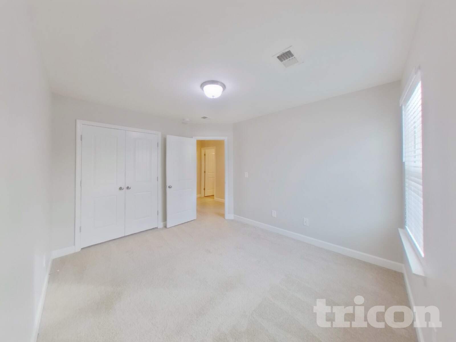 Building Photo - 1138 Bergenfield Ln