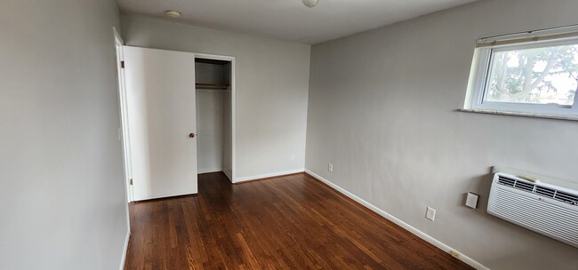 Main Bedroom 2 - 7706 Blue Ash Rd