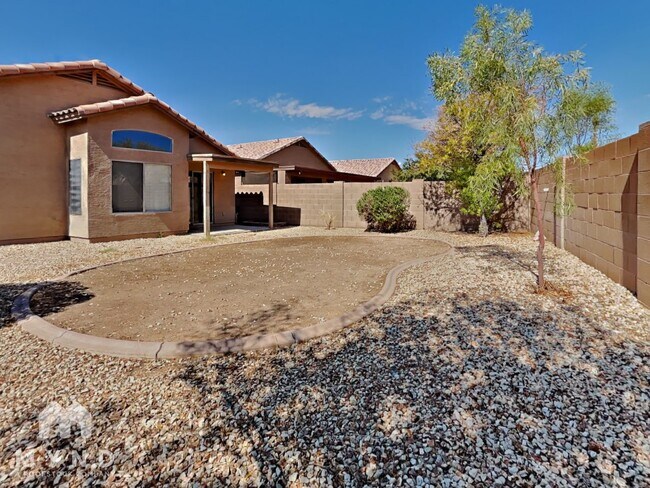 Building Photo - 15012 W Watson Ln