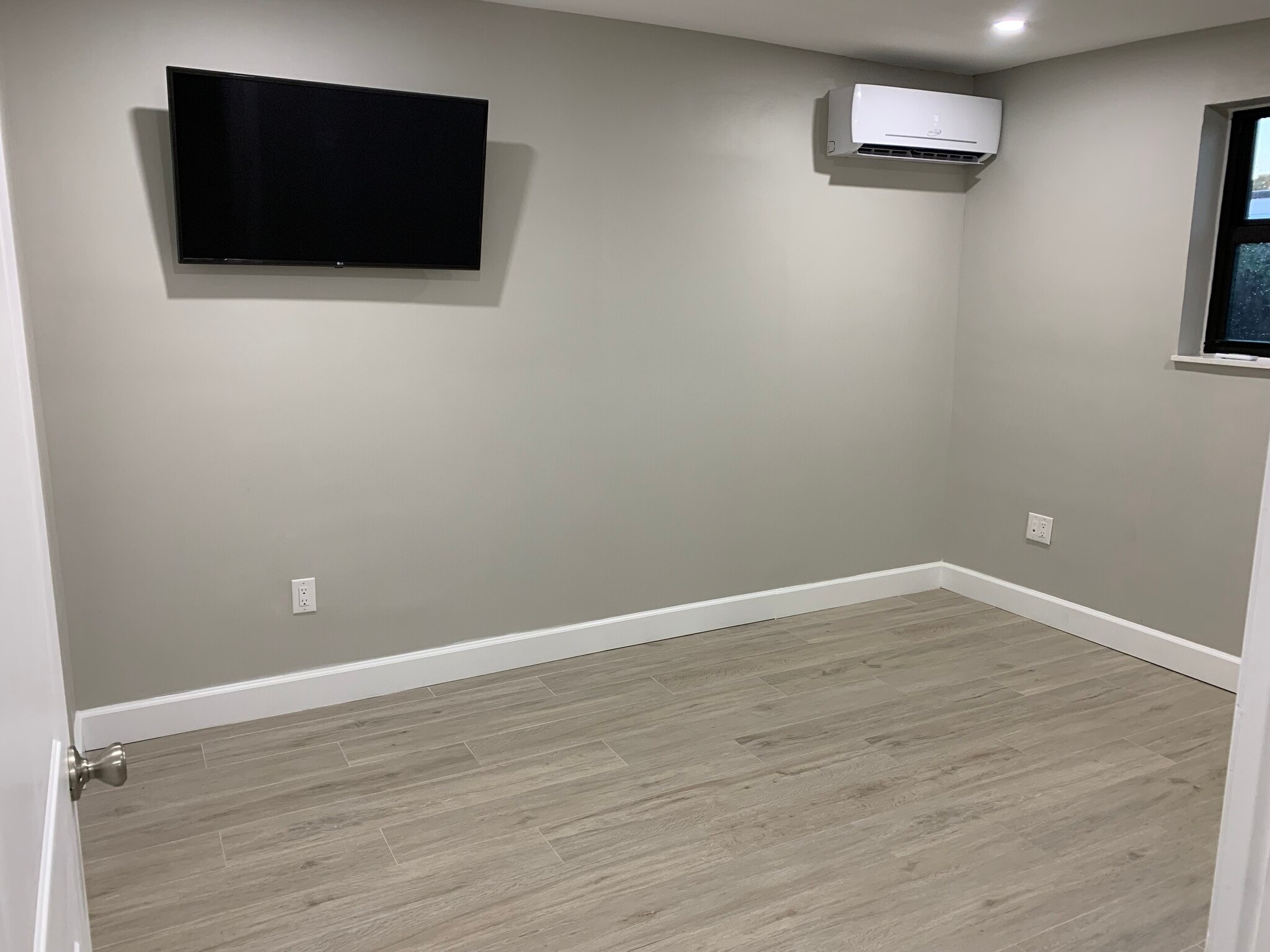 Bedroom 1 - 350 W 36th St