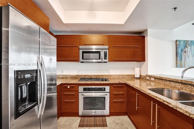 Building Photo - 2681 N Flamingo Rd