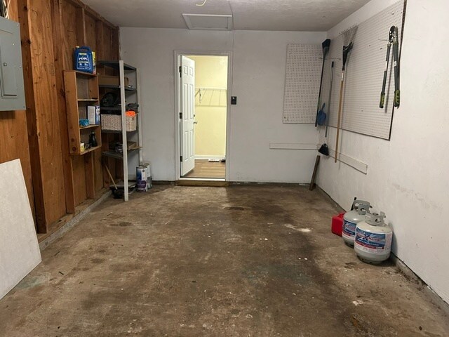 Building Photo - 2128 Little River Ln