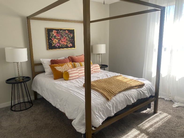 Building Photo - 2216 Milan Ct