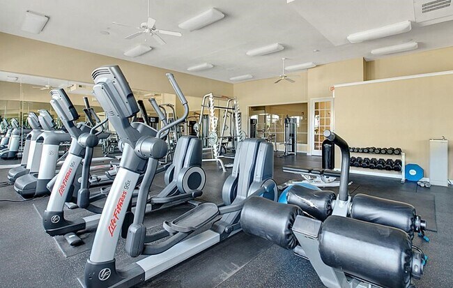 Building Photo - 7575 Kirby Dr