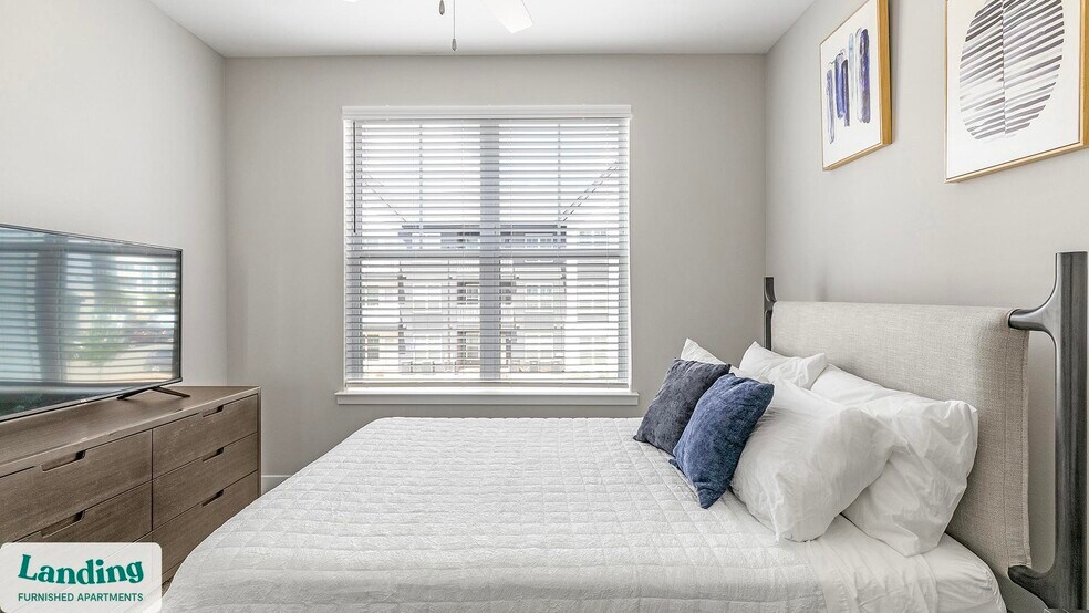 Building Photo - 393 Johns Rd NW