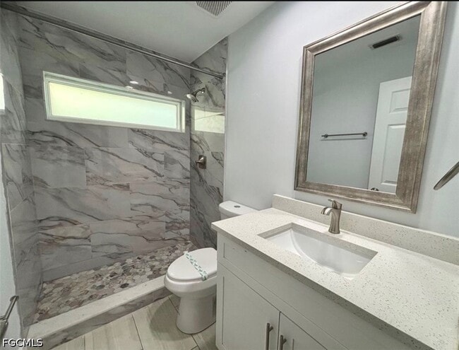 Building Photo - 12396 Kelly Sands Way