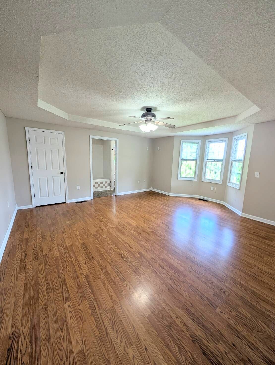 Building Photo - 358 Henson Ln