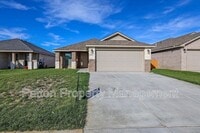 Building Photo - 6904 Athens St