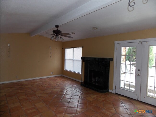 Building Photo - 1414 Leander