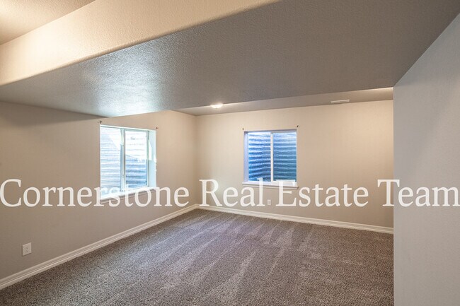 Building Photo - 10758 Saco Dr