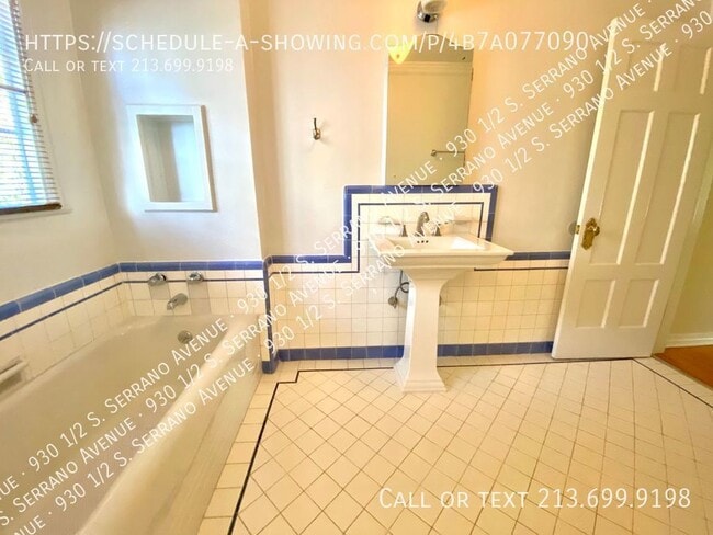 Building Photo - NO SECURITY DEPOSIT+1st MONTH IS FREE-FREN...